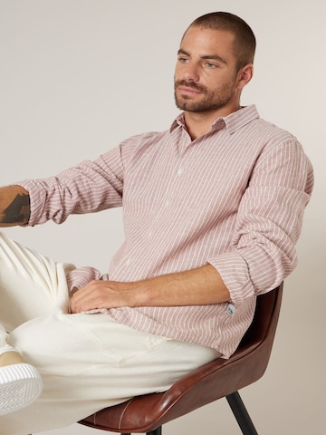 Fit confort Chemise 'MYERS' Deeluxe en rose