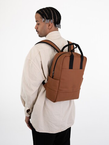 Johnny Urban Rucksack 'Hailey' in Braun