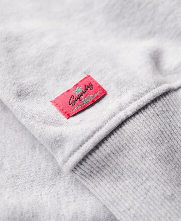 Superdry Sweatshirt 'Travel Souvenir' in Grau