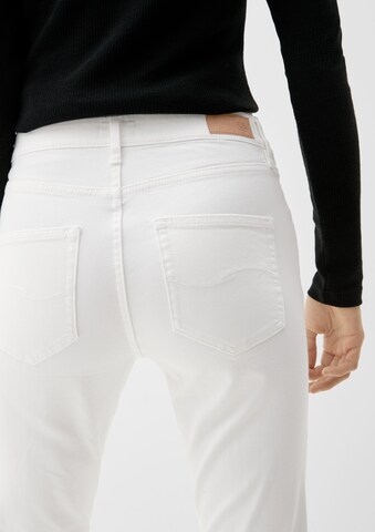 QS - Skinny Vaquero en blanco