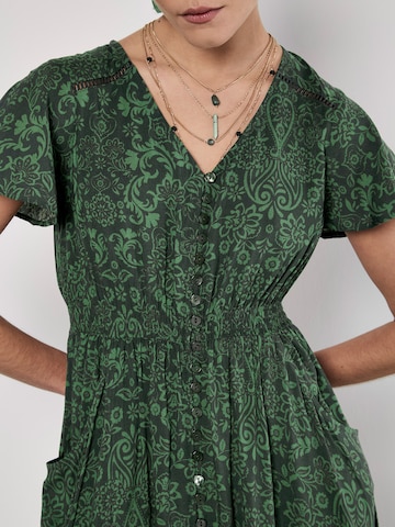 Apricot Paisley Print Maxi Dress ' ' in Grün