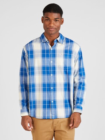 WRANGLER Regular fit Button Up Shirt in Blue: front