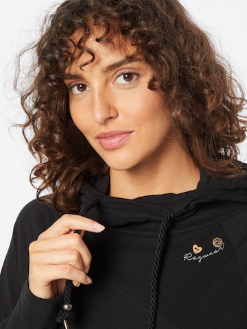 Ragwear Sweatshirt 'FUGE' in Zwart