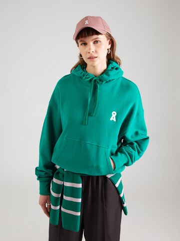 Felpa 'FRANCISARAA' di ARMEDANGELS in verde: frontale