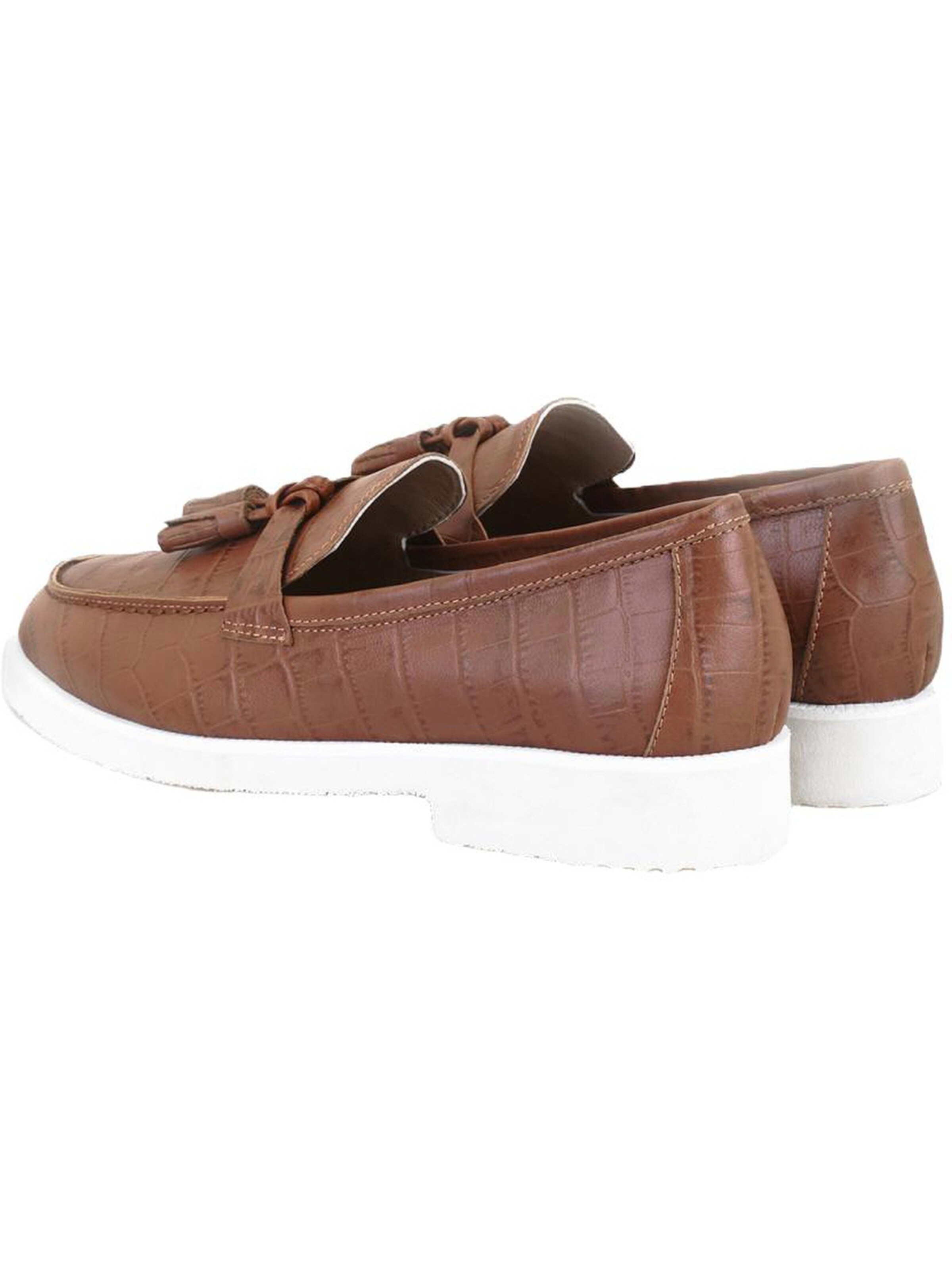 Desa Moccasins in Brown
