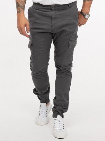 Rock Creek Tapered Cargo Pants in Grey: front