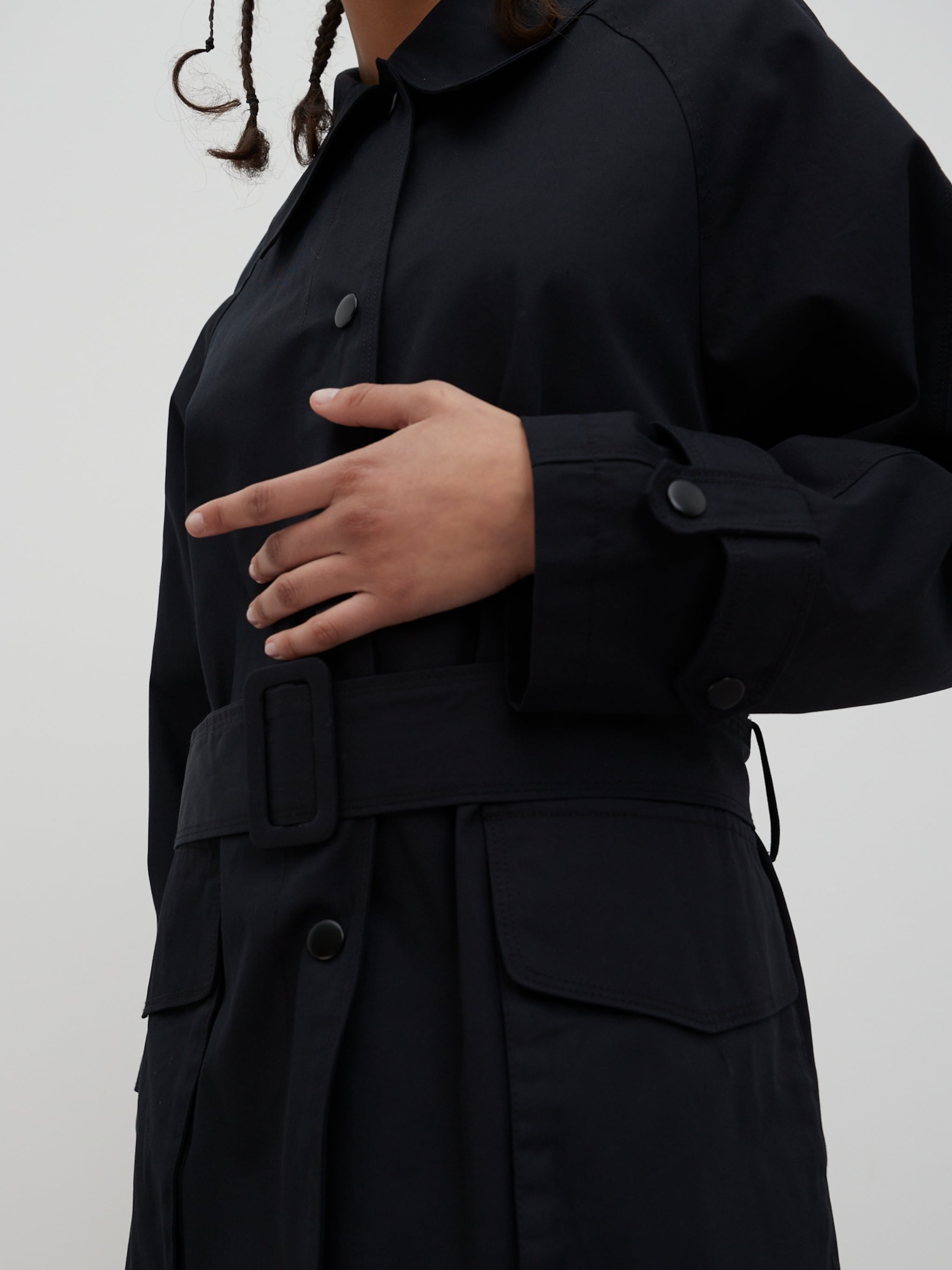 EDITED Produits Manteau mi-saison 'Noorie' noir