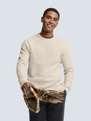 No Excess Pullover in Beige: Vorderseite