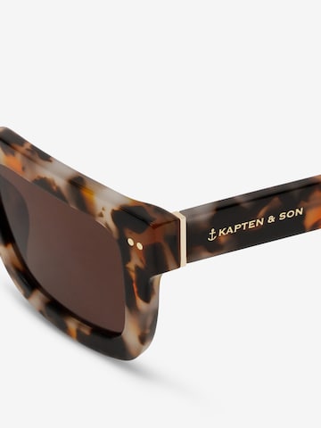 Kapten & Son Слънчеви очила 'Phoenix Desert Speckled Brown' в кафяво