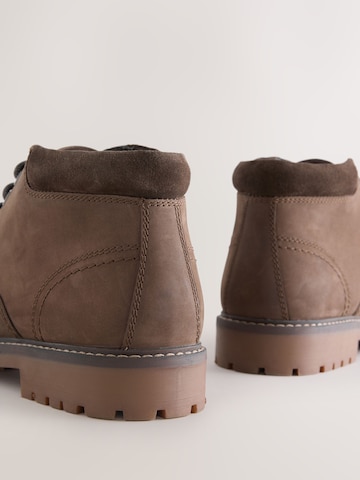 Next - Sapato com atacadores em castanho