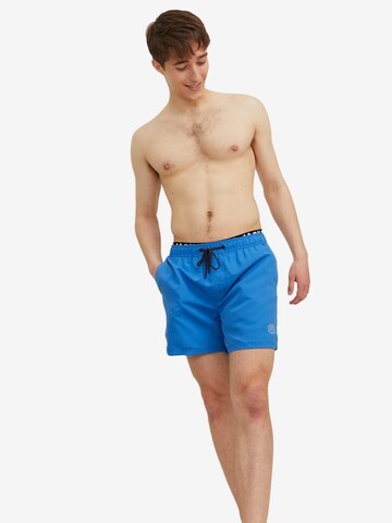 JACK & JONES Badshorts 'Fiji' i blå: framsida