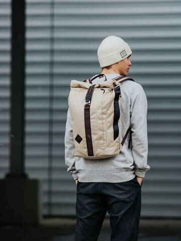 NitroBags Rucksack SCRAMBLER in Beige: Vorderseite