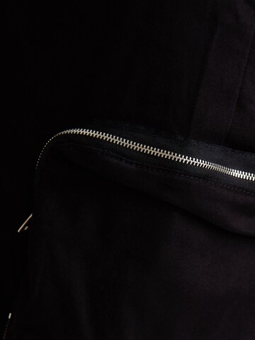 Bershka Tapered Hose in Schwarz