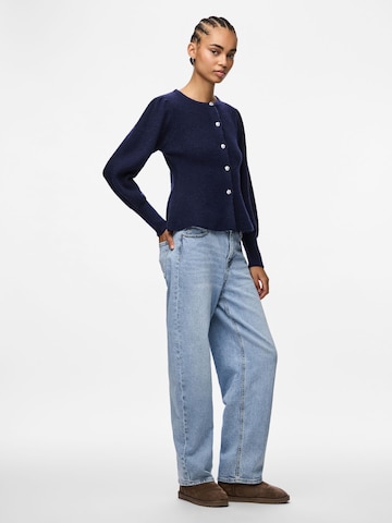 PIECES Gebreid vest 'PCAnnie' in Blauw