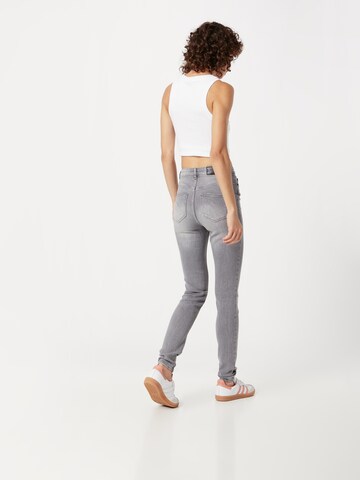 Noisy may Skinny Jeans 'Callie' in Grau