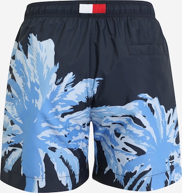 TOMMY HILFIGER Badshorts i blå