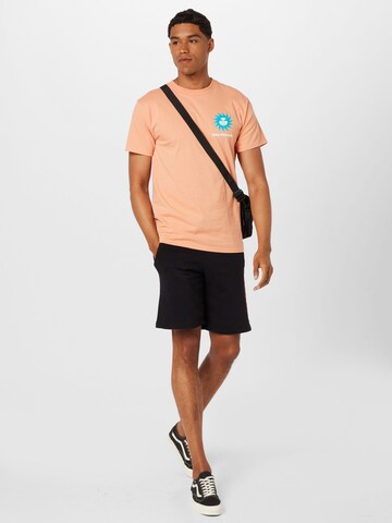 Obey T-Shirt in Orange