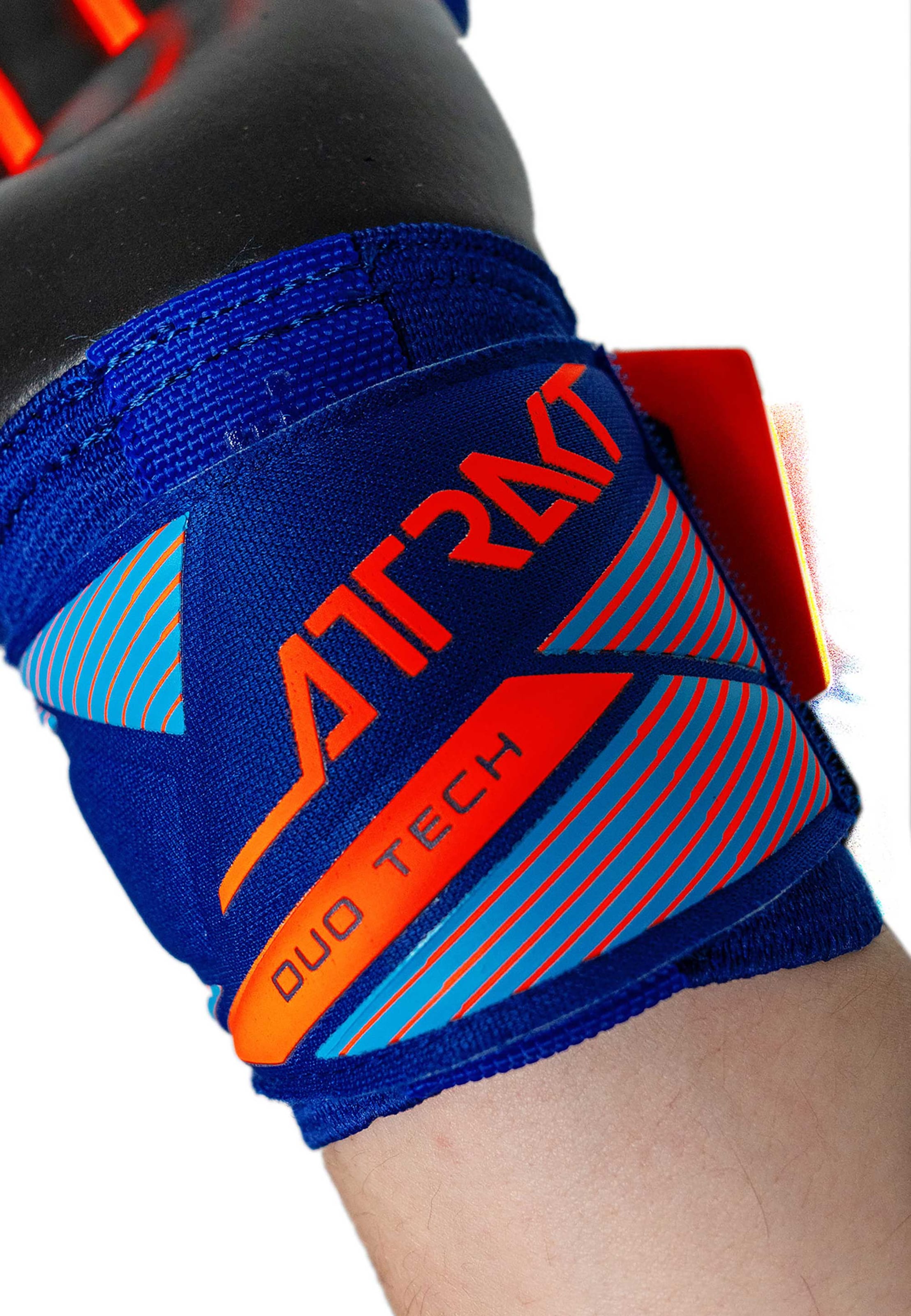 REUSCH Sporthandschoenen 'Attrakt Freegel Duo NC' in Blauw