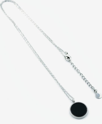Sergio Engel Kette 'Beach Kette 02 Elegante Edelstahlkette mit Natursteinanhänger' in Schwarz: Vorderseite