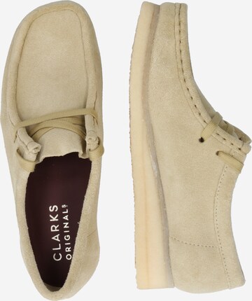 Clarks Originals Moccasins 'Wallabee' in Beige