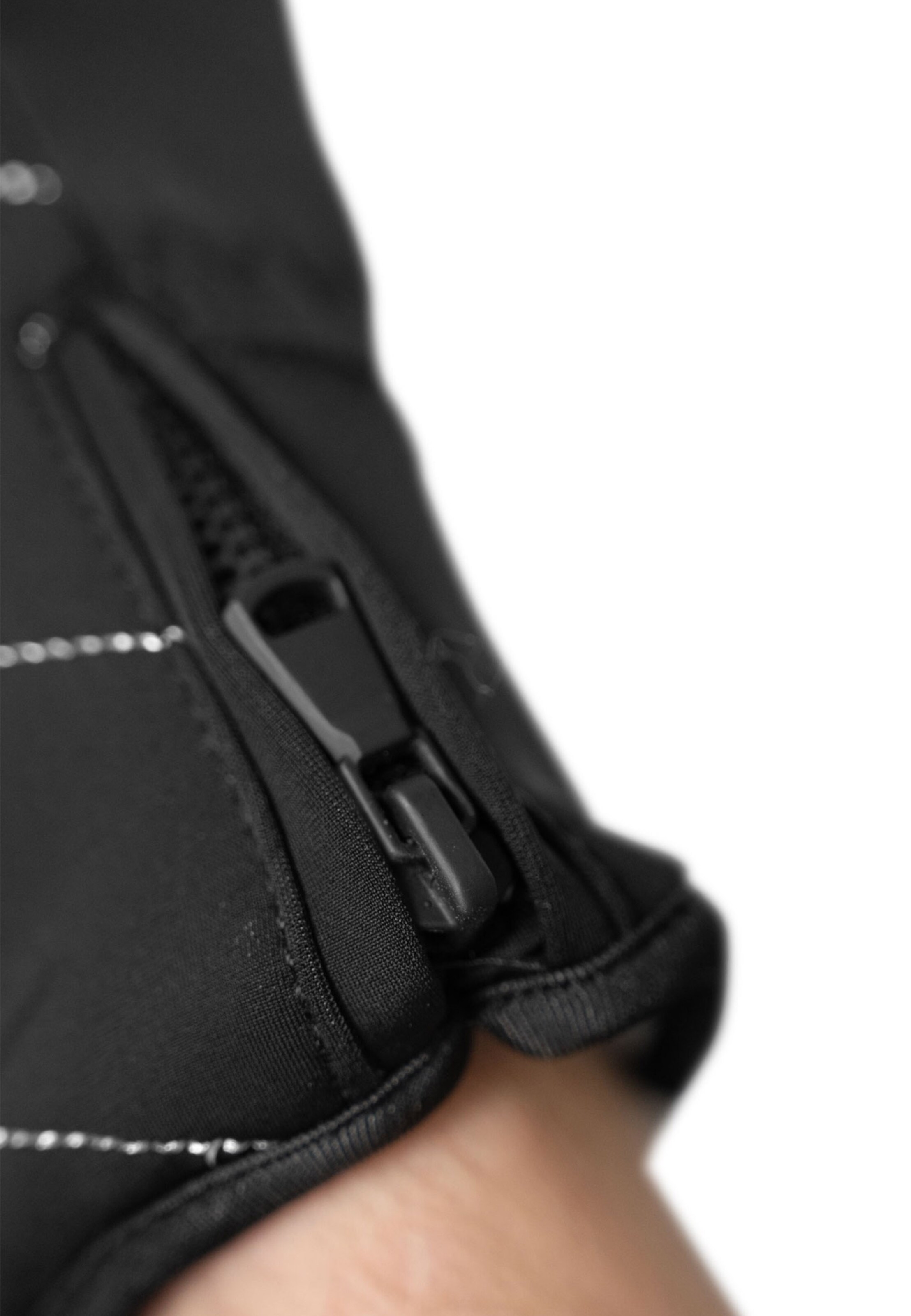 REUSCH Sports gloves 'Loredana' in Black