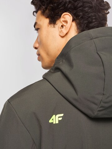 4F Outdoor jacket in Green