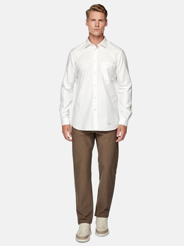 Coupe regular Chemise Boggi Milano en blanc