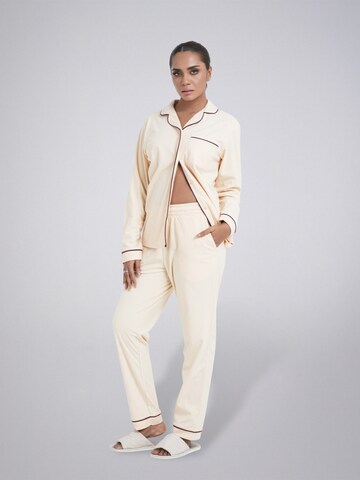 Pigiama 'Leafletic Women’s Nightwear Long set' di LEAFLETIC in beige