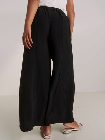 Wide leg Pantaloni con pieghe 'Jayla' di Guido Maria Kretschmer Curvy in nero