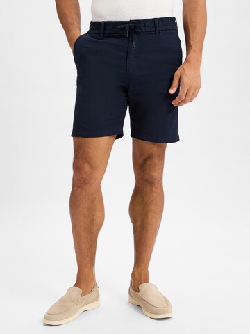 BOSS Regular Shorts in Blau: Vorderseite