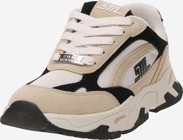 STEVE MADDEN Низкие кроссовки 'Peak-E' в Бежевый: спереди