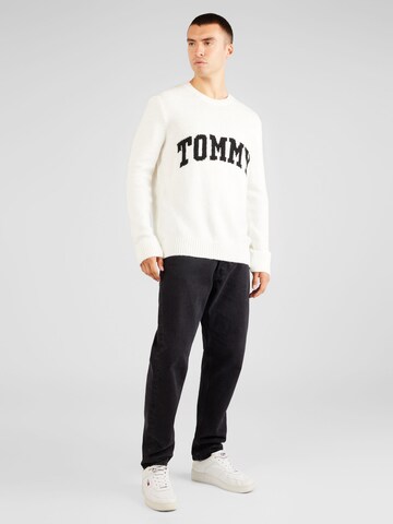 Tommy Jeans Пуловер в бяло