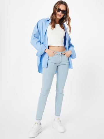 Skinny Jean 'SCARLETT' Lee en bleu