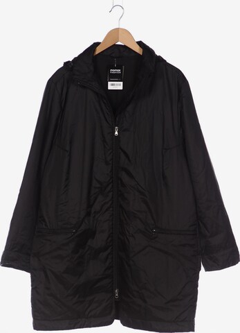 Rosner Jacket & Coat in L in Black: front
