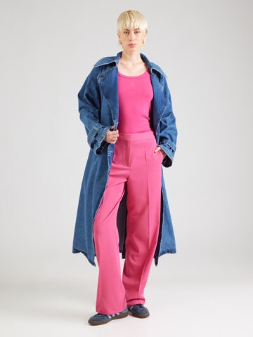 Haut 'Datamia' HUGO en rose