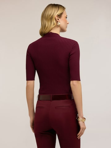 Pull-over MOTIVI en rouge