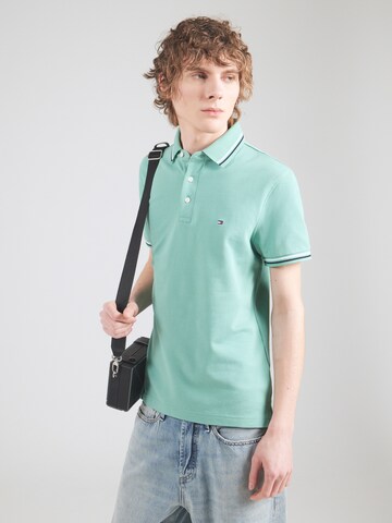 Maglietta di TOMMY HILFIGER in verde: frontale