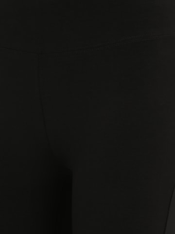 Bootcut Pantalon 'Bella' Cotton On Petite en noir