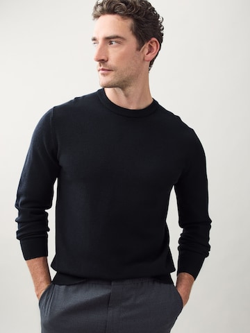 Next Sweter w kolorze czarny: przód