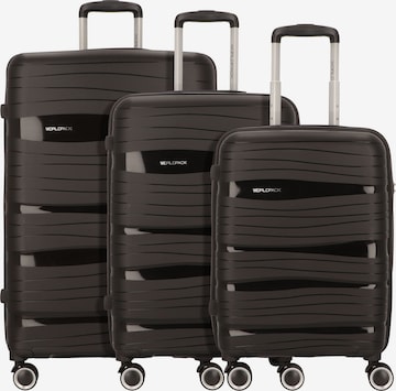 Worldpack Suitcase Set in Black: front