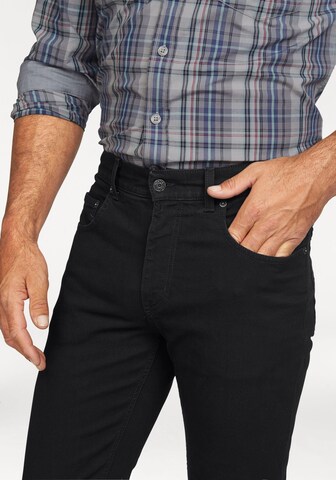 PIONEER Regular Jeans in Schwarz