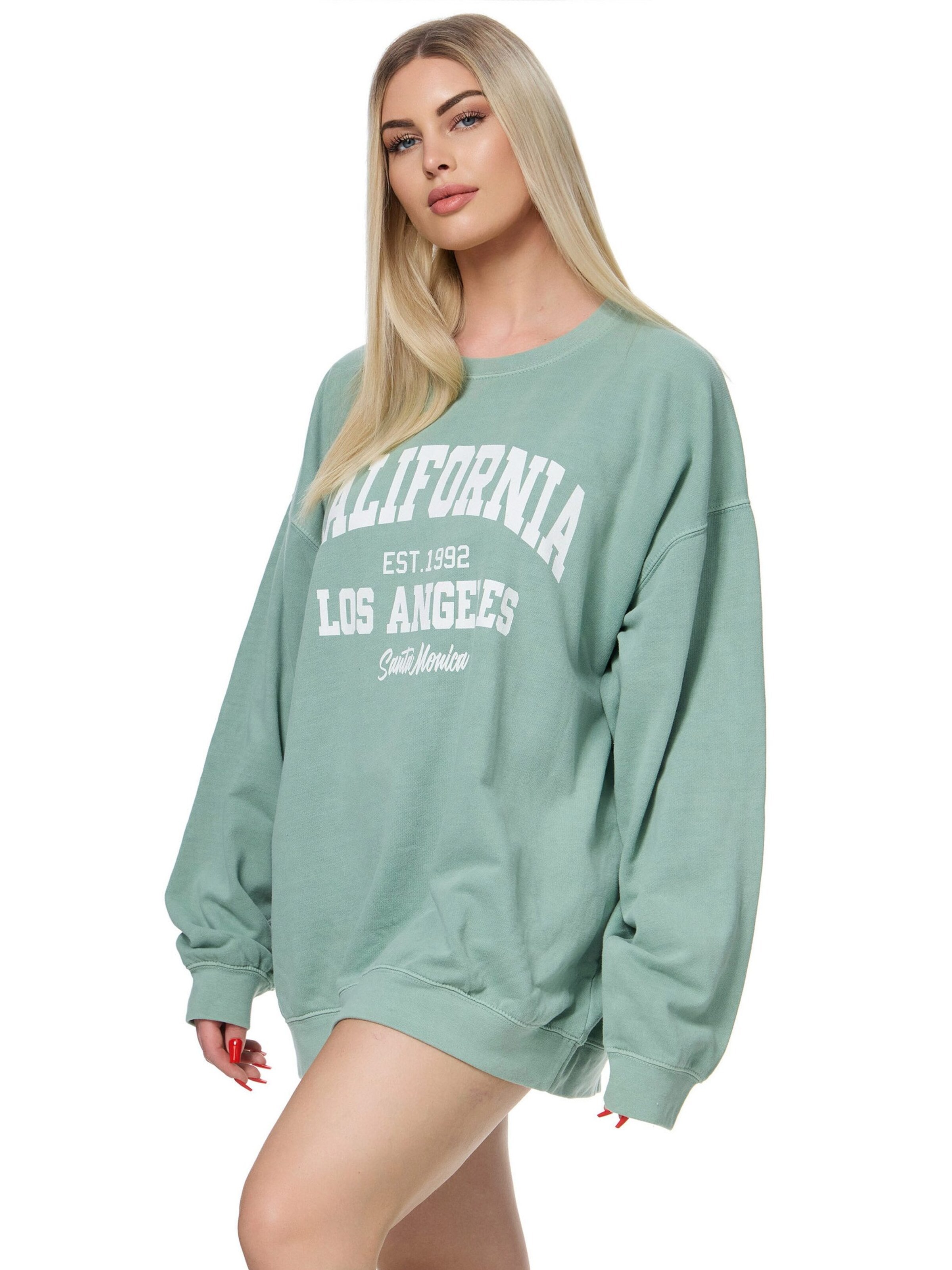 Worldclassca Sweatshirt in Green: front