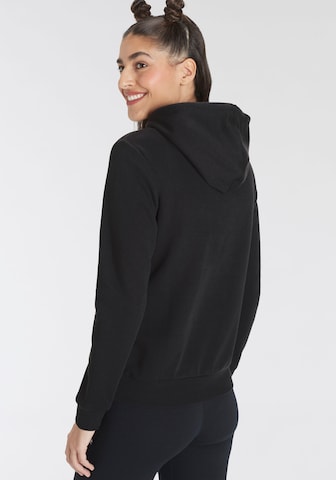 PUMA Sportsweatshirt i svart