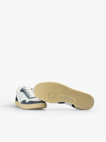 Scalpers Platform trainers 'Rancid' in White