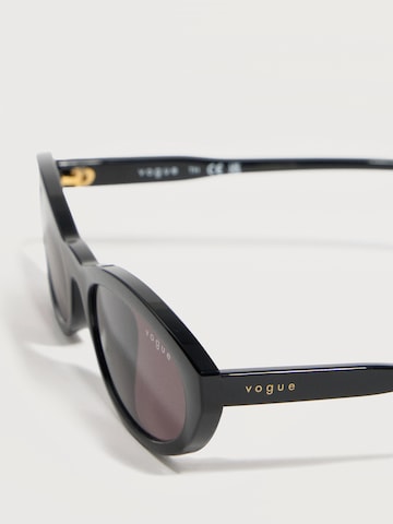 VOGUE Eyewear Sončna očala '0VO5697SU' | črna barva