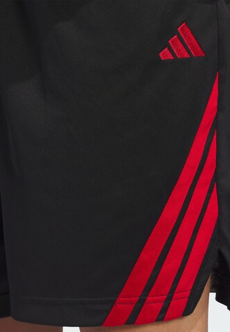 Loosefit Pantaloni sportivi 'Legends' di ADIDAS PERFORMANCE in nero