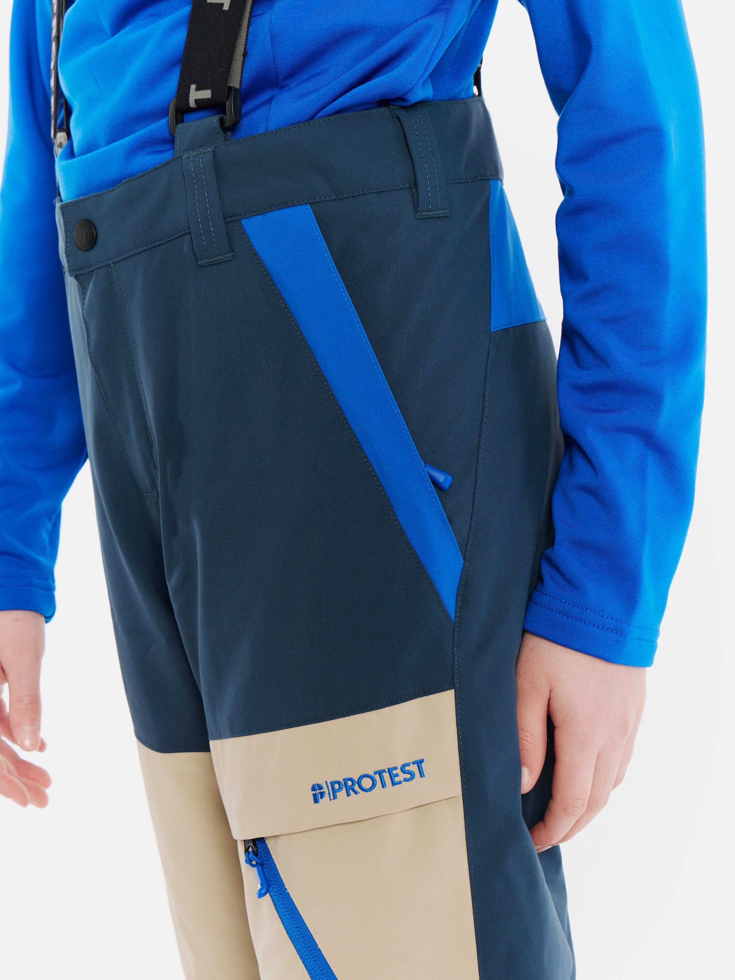 PROTEST Regular Sporthose 'PRTRoy JR'‌‌‌‌ in Blau