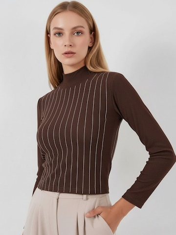 Shirtbody Bigdart en marron : devant