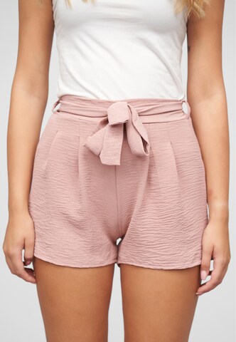Regular Pantalon à pince Cloud5ive en rose : devant