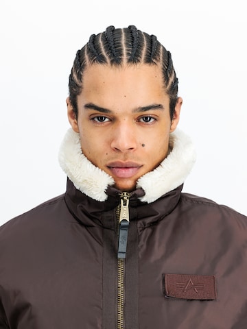ALPHA INDUSTRIES Winterjas 'B-15 III TT' in Bruin